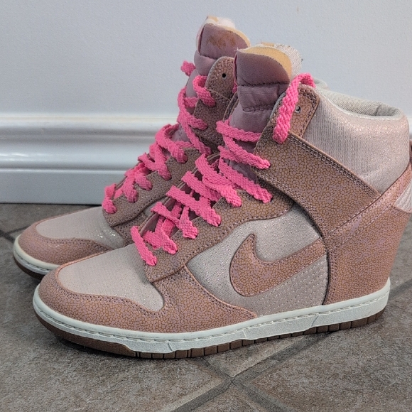 Nike Shoes - Nike Women's Sneakers in Pink and Tan shimmering 8.5 Like new